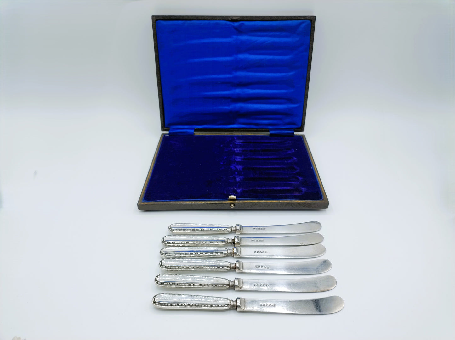 Sechs Obstmesser mit silbernen Griffen, W. Yates Ltd, Sheffield, 1915