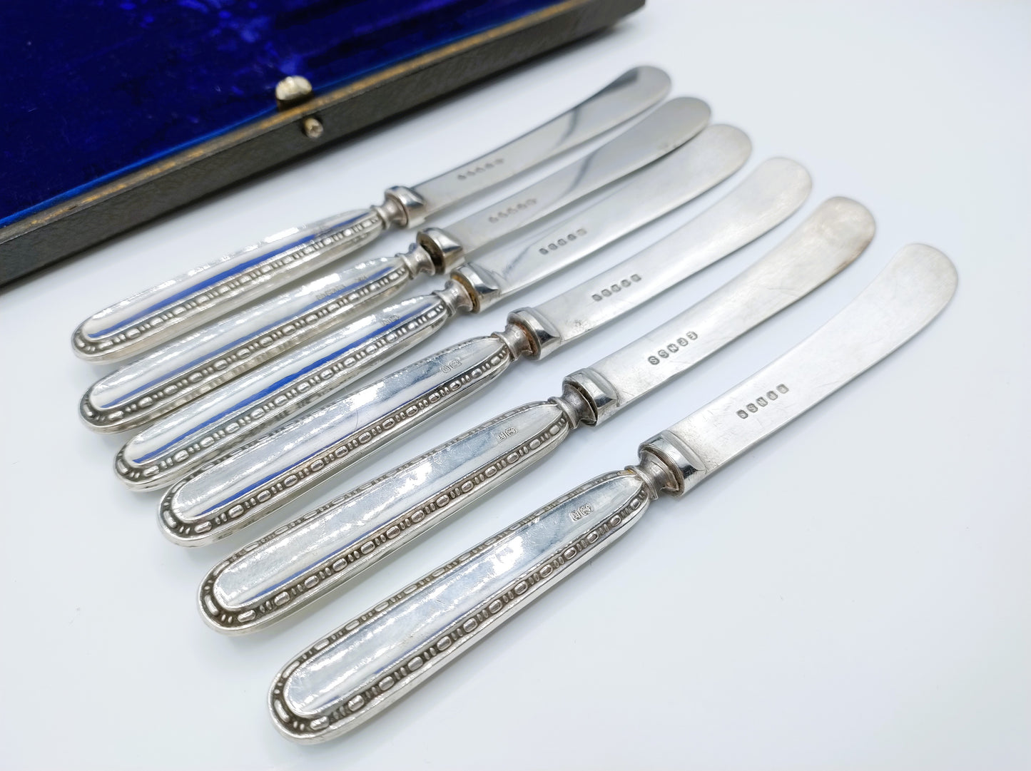 Sechs Obstmesser mit silbernen Griffen, W. Yates Ltd, Sheffield, 1915