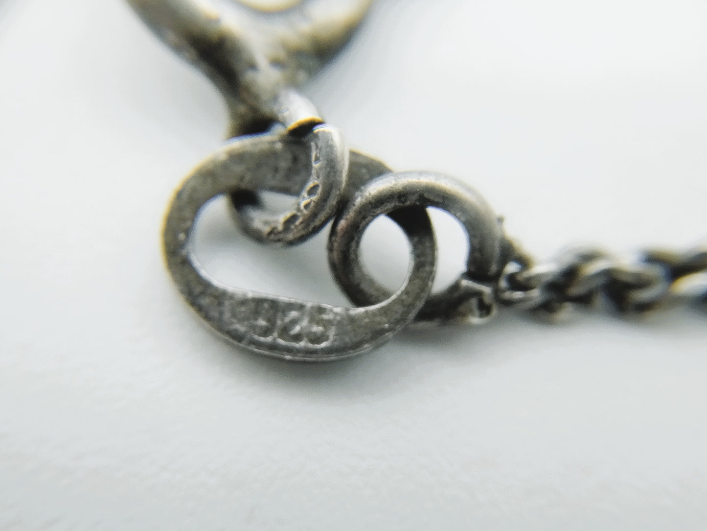 Pearl necklace with silver clasp, 81 cm