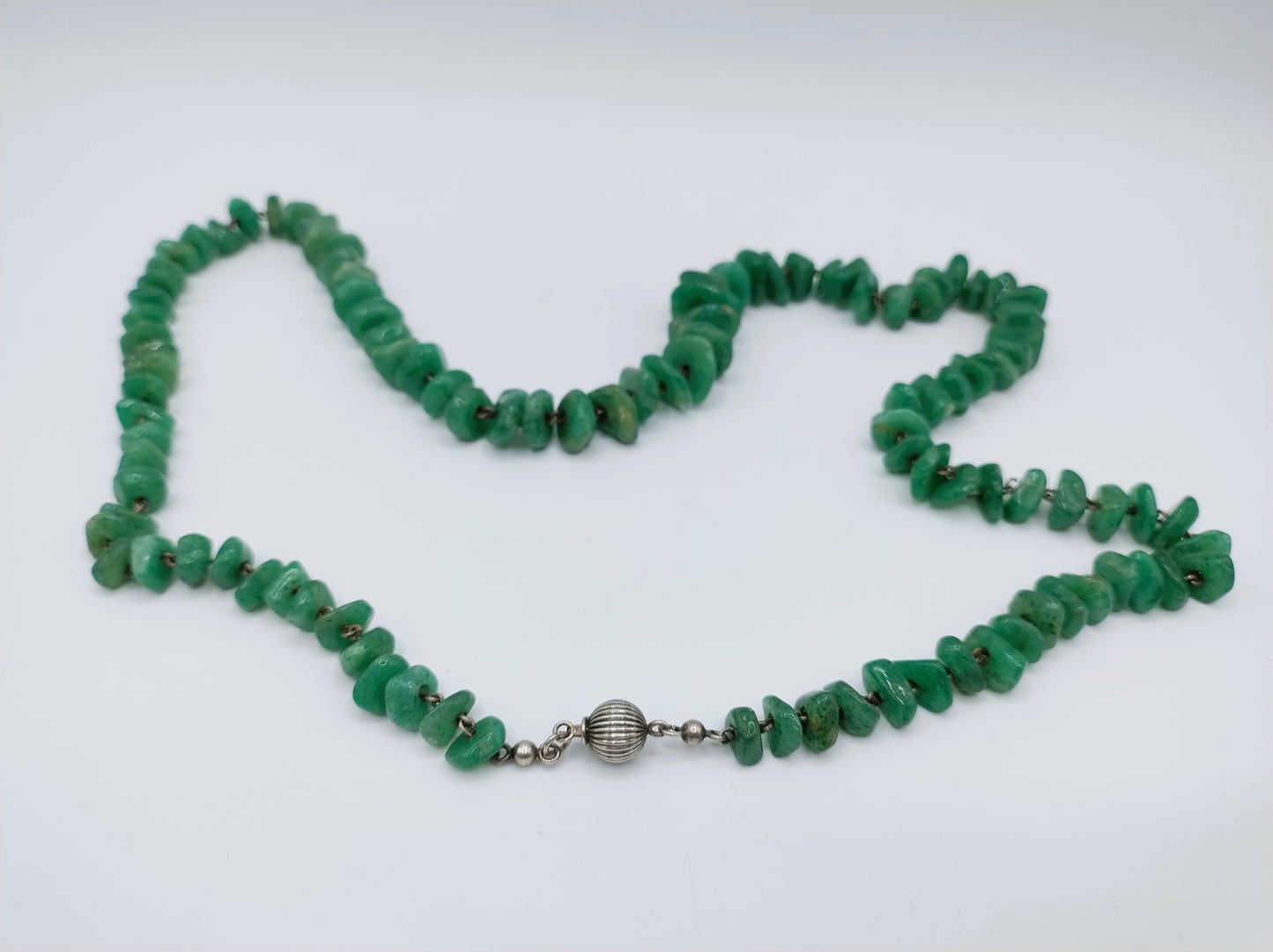 Vintage aventurine necklace with silver ball clasp, 73.5 cm