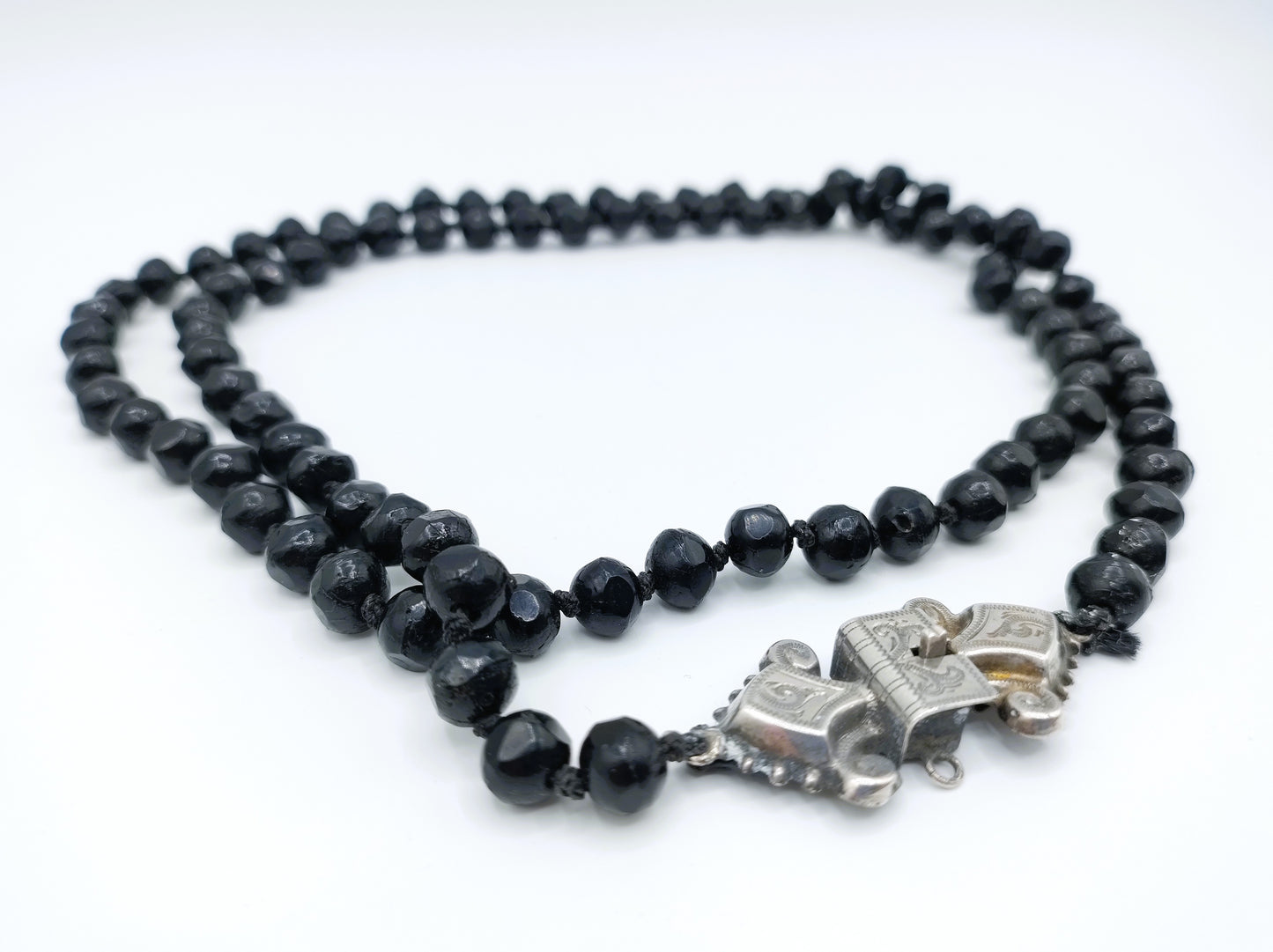 Gitten necklace with silver Bible clasp, 87 cm