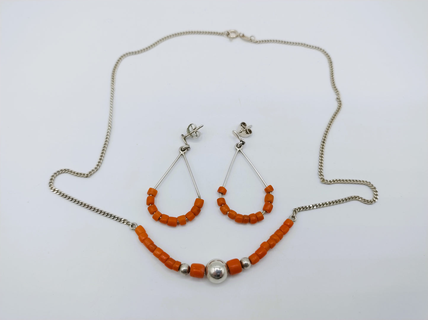 Zilveren ketting en oorbellen met bloedkoraal, 42 cm