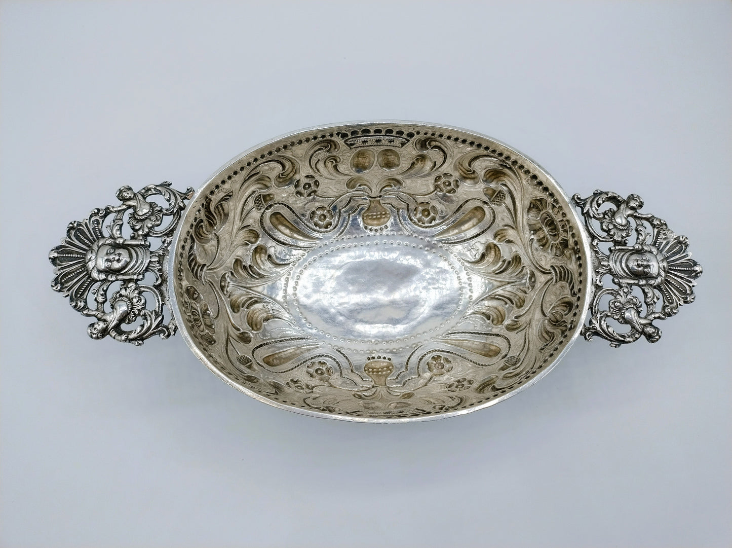 Zilveren brandewijnkom W.C. Schreuder, Sneek, 1730