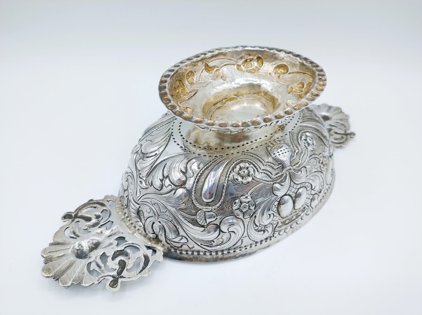 Zilveren brandewijnkom W.C. Schreuder, Sneek, 1730