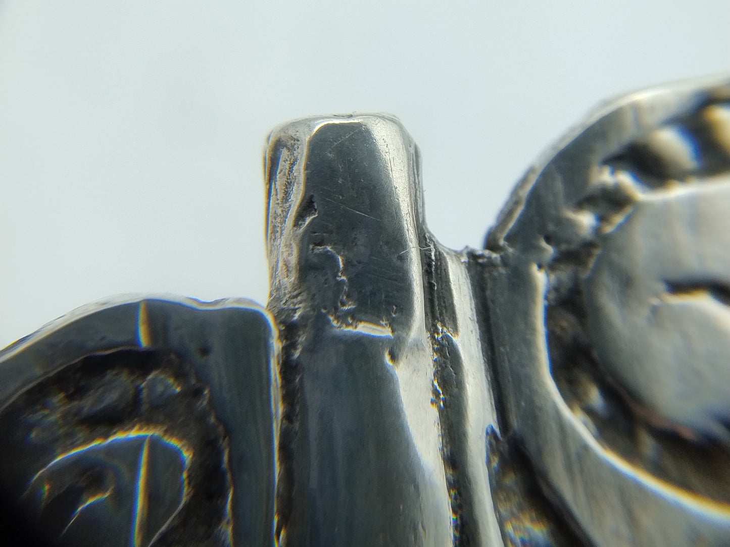 Zilveren bijbelslot broche, 18e eeuws