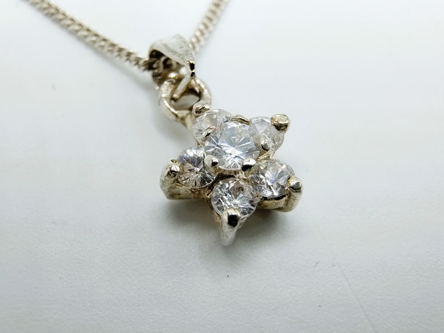 Silberkette mit Zirkonia-Anhänger, 42 cm