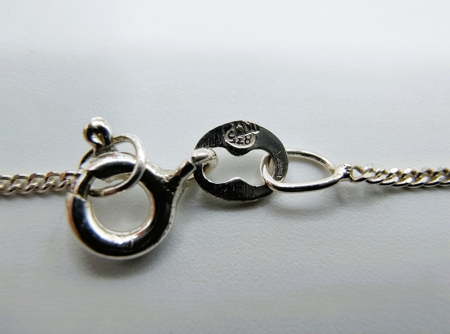 Silberkette mit Zirkonia-Anhänger, 42 cm