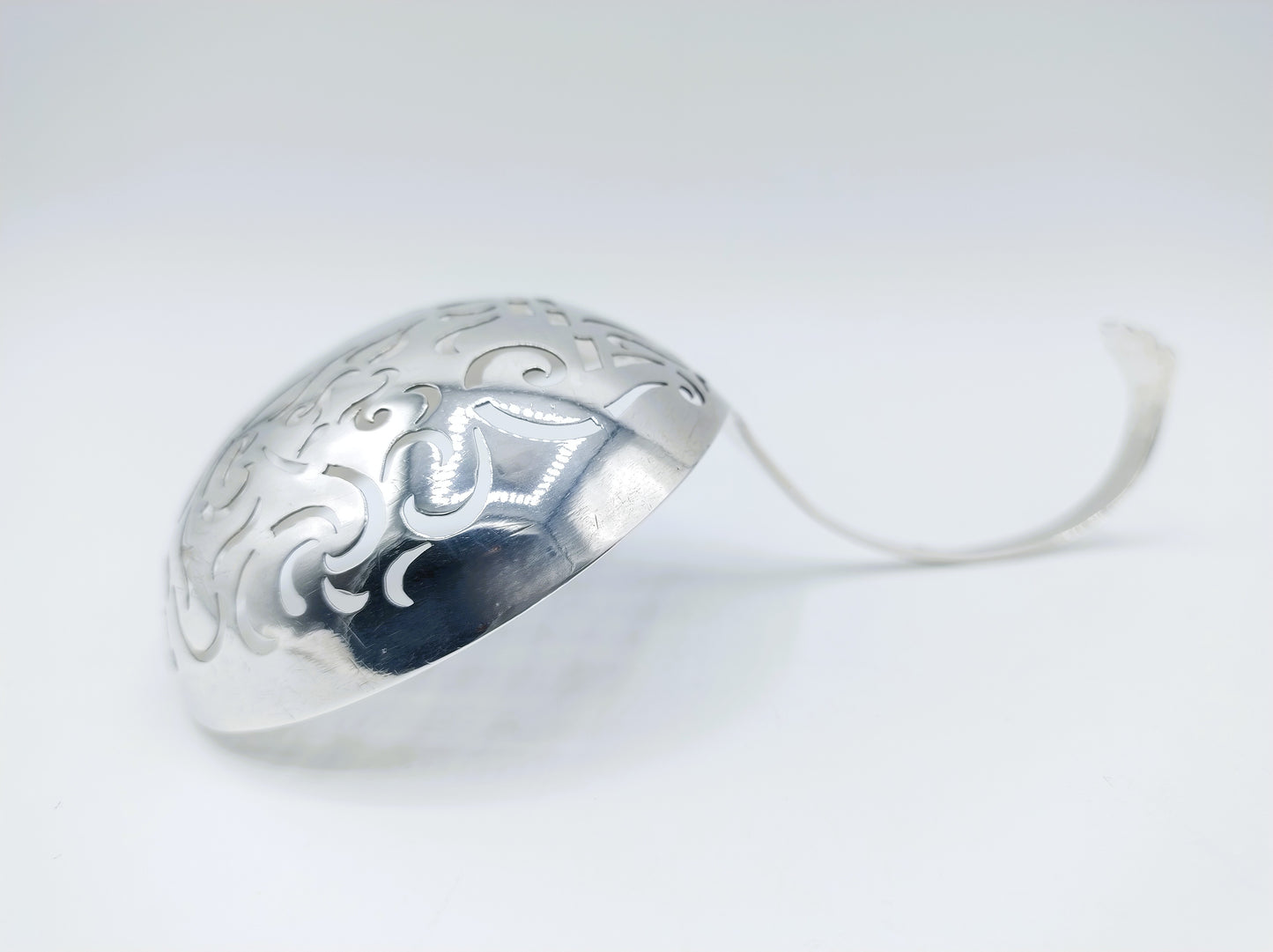 Zilveren strooilepel, J.J. Dreux, Rotterdam, 1750