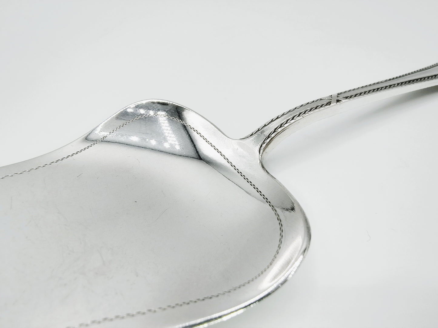 Zilveren taartschep, Fa. J.M. van Kempen, Voorschoten, 1920