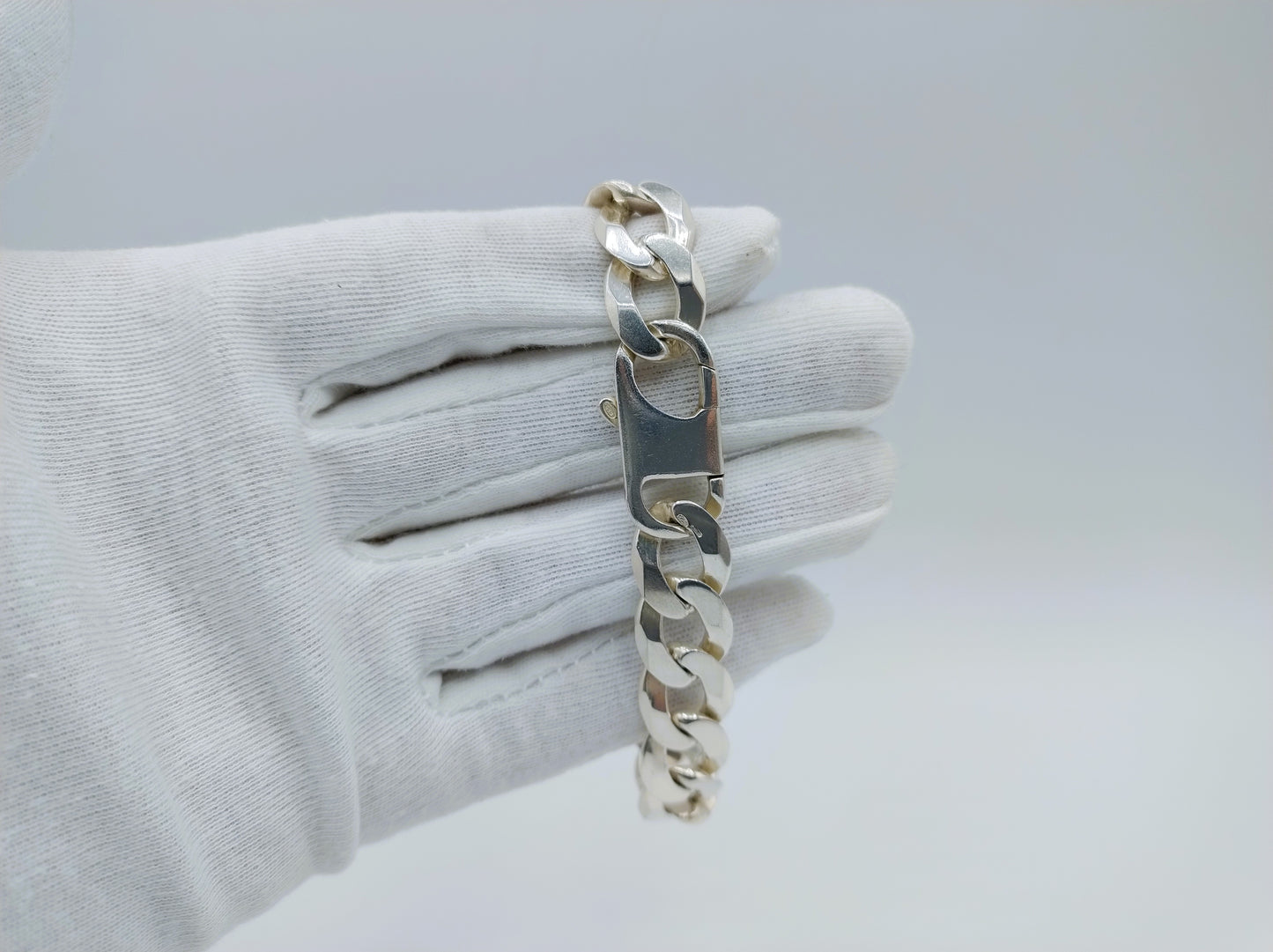 Robuuste zilveren herenarmband, 22 cm