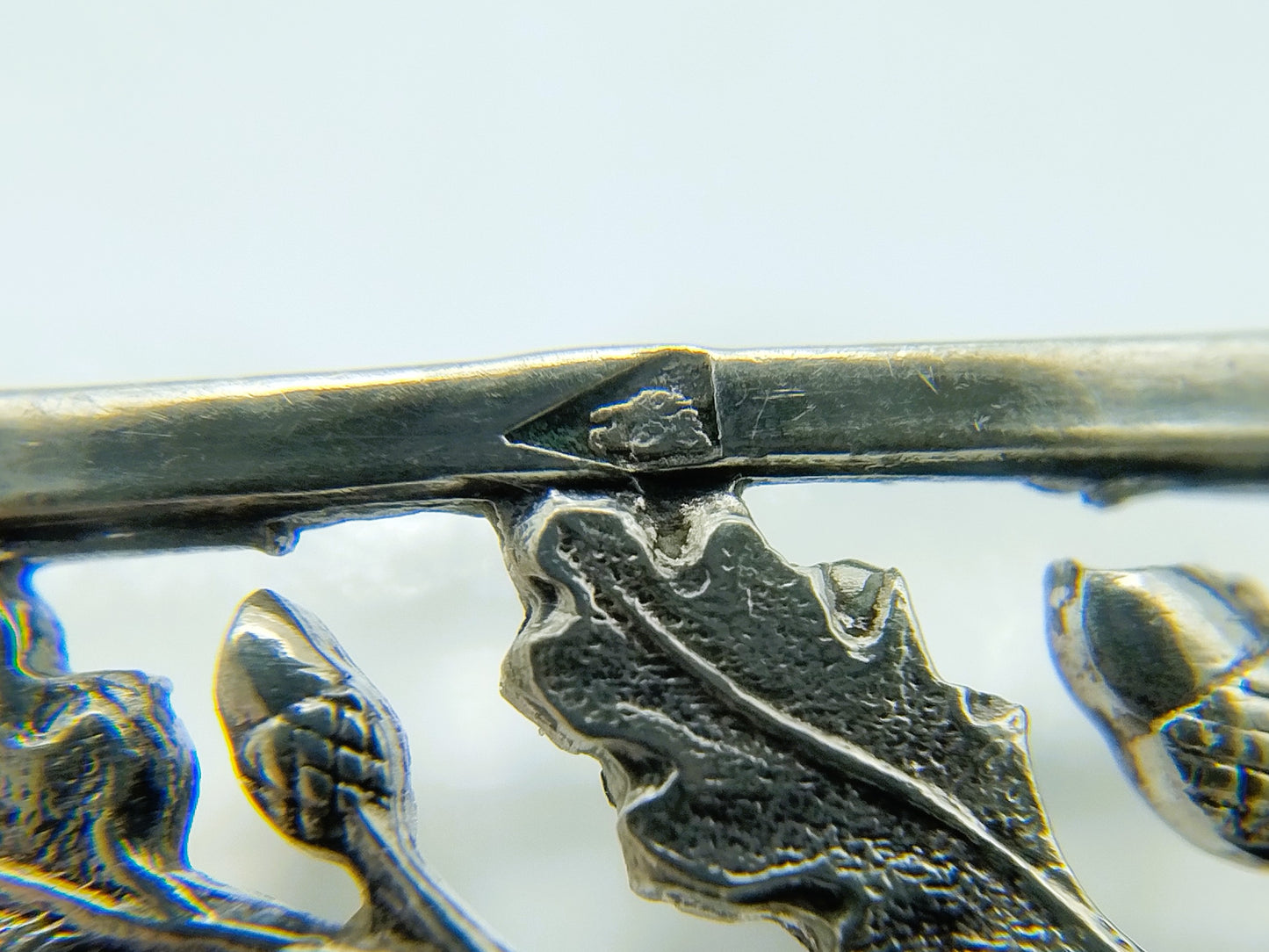 Zilveren herenring met opengewerkt decor, 25 mm