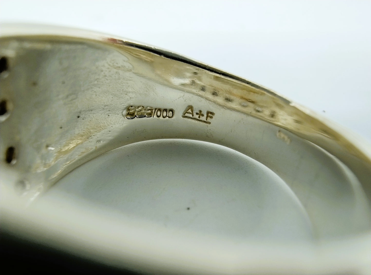 Zilveren ring met witte steen en zirkonia, 19 mm