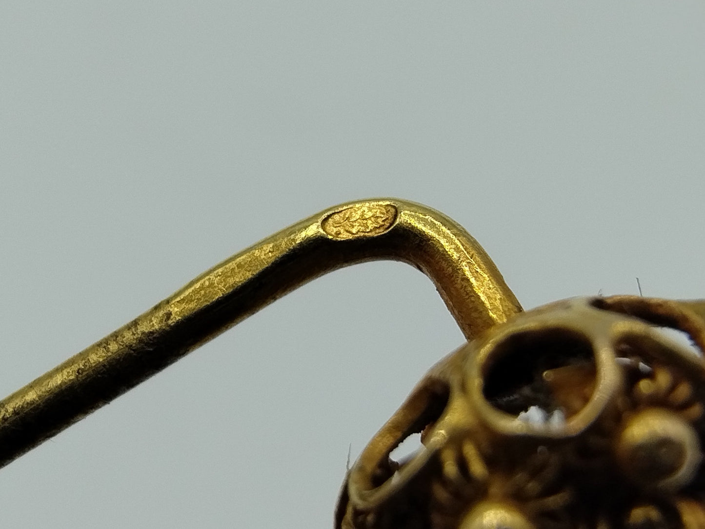 14 Karaats gouden reverspeld met Zeeuwse knop