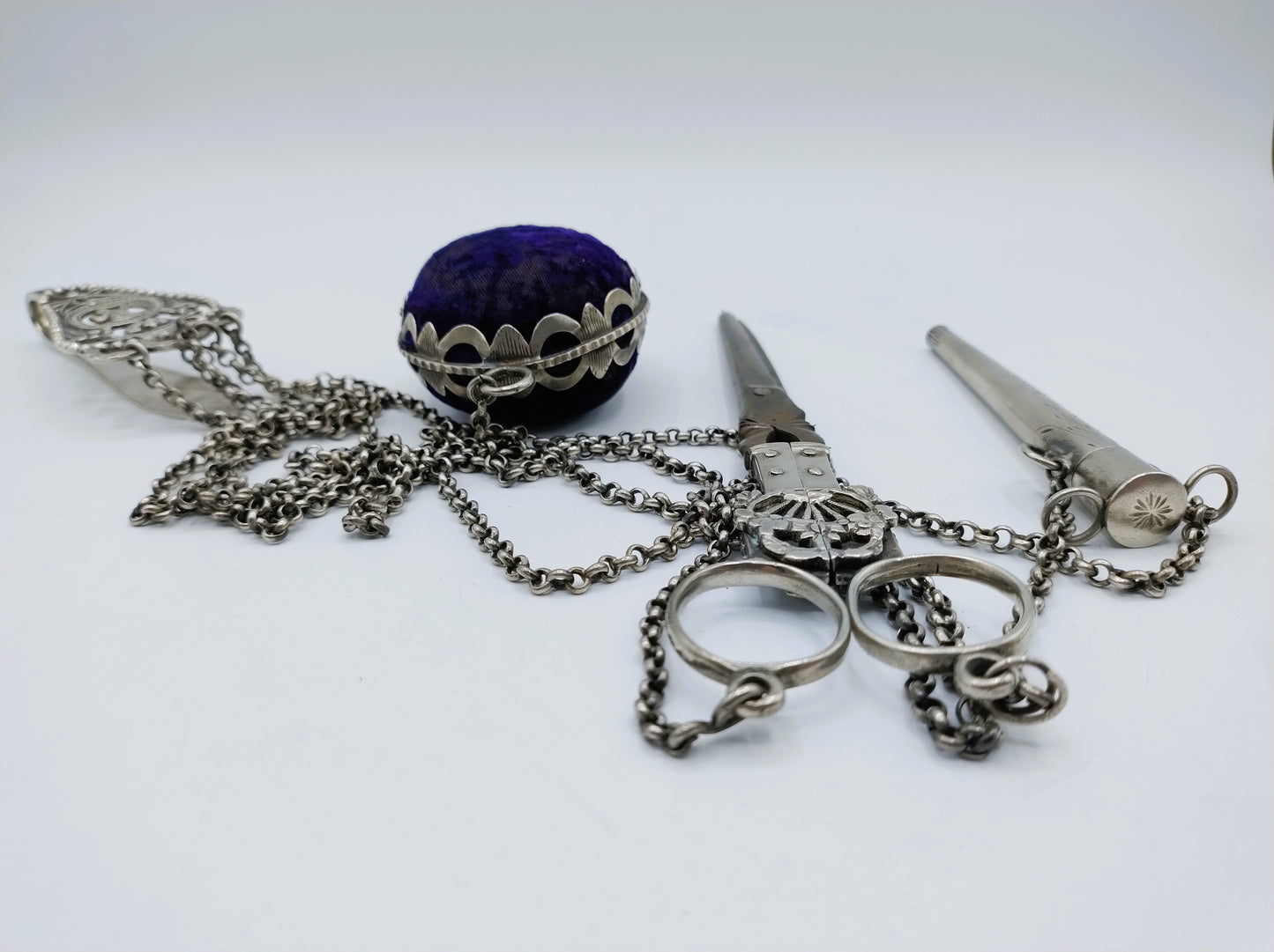 Zilveren Friese Chatelaine, 18e eeuws