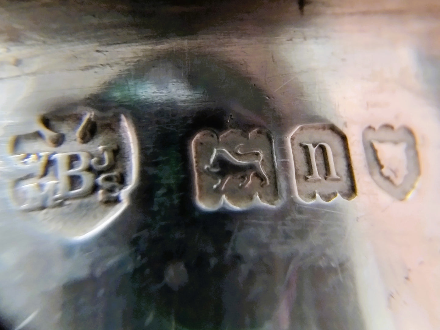 Silver shaker, WMJS Barnard, London, 1908