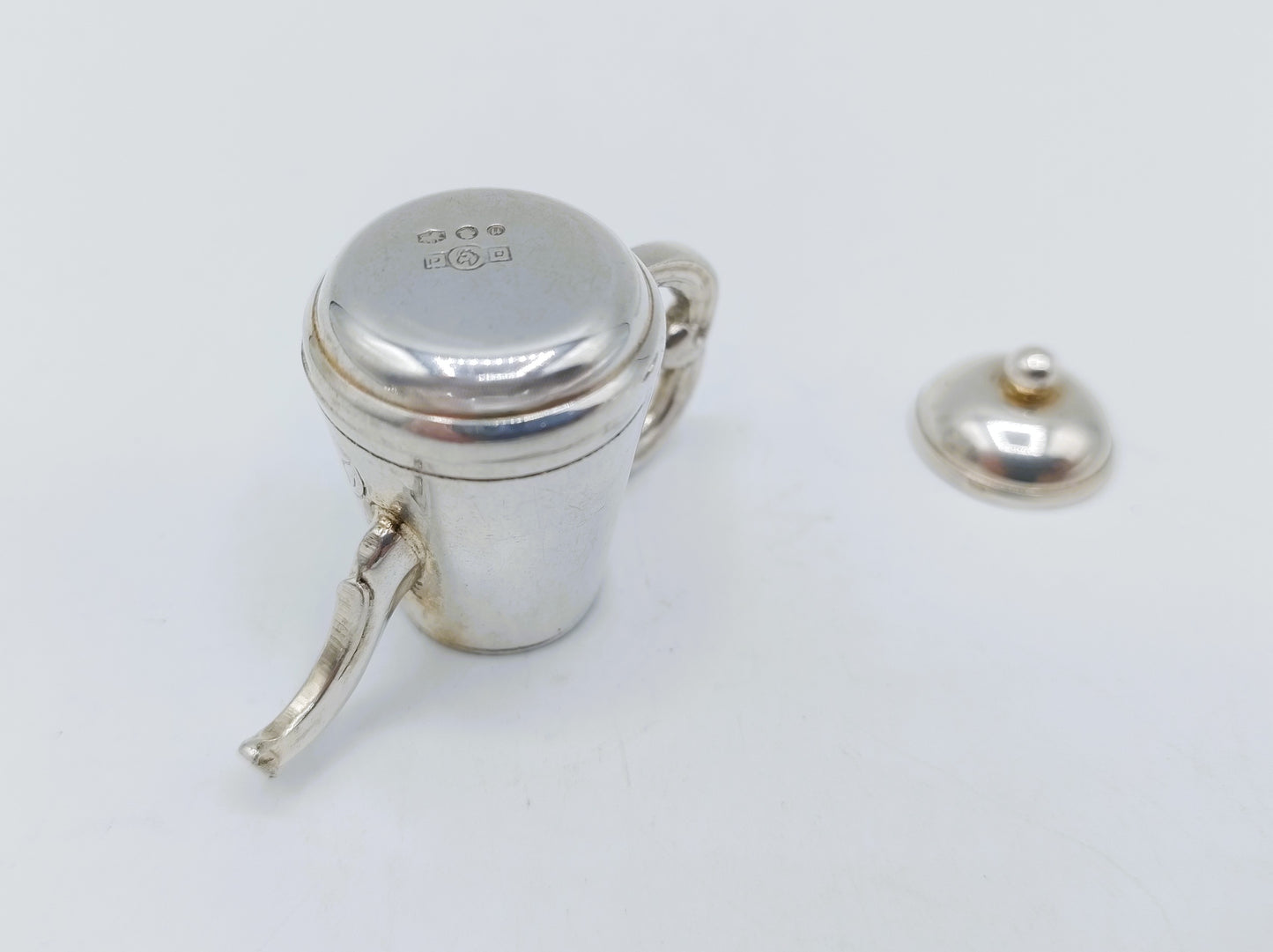 Zilveren miniatuur theepot, B. Drost Gz, Rhenen, 1979