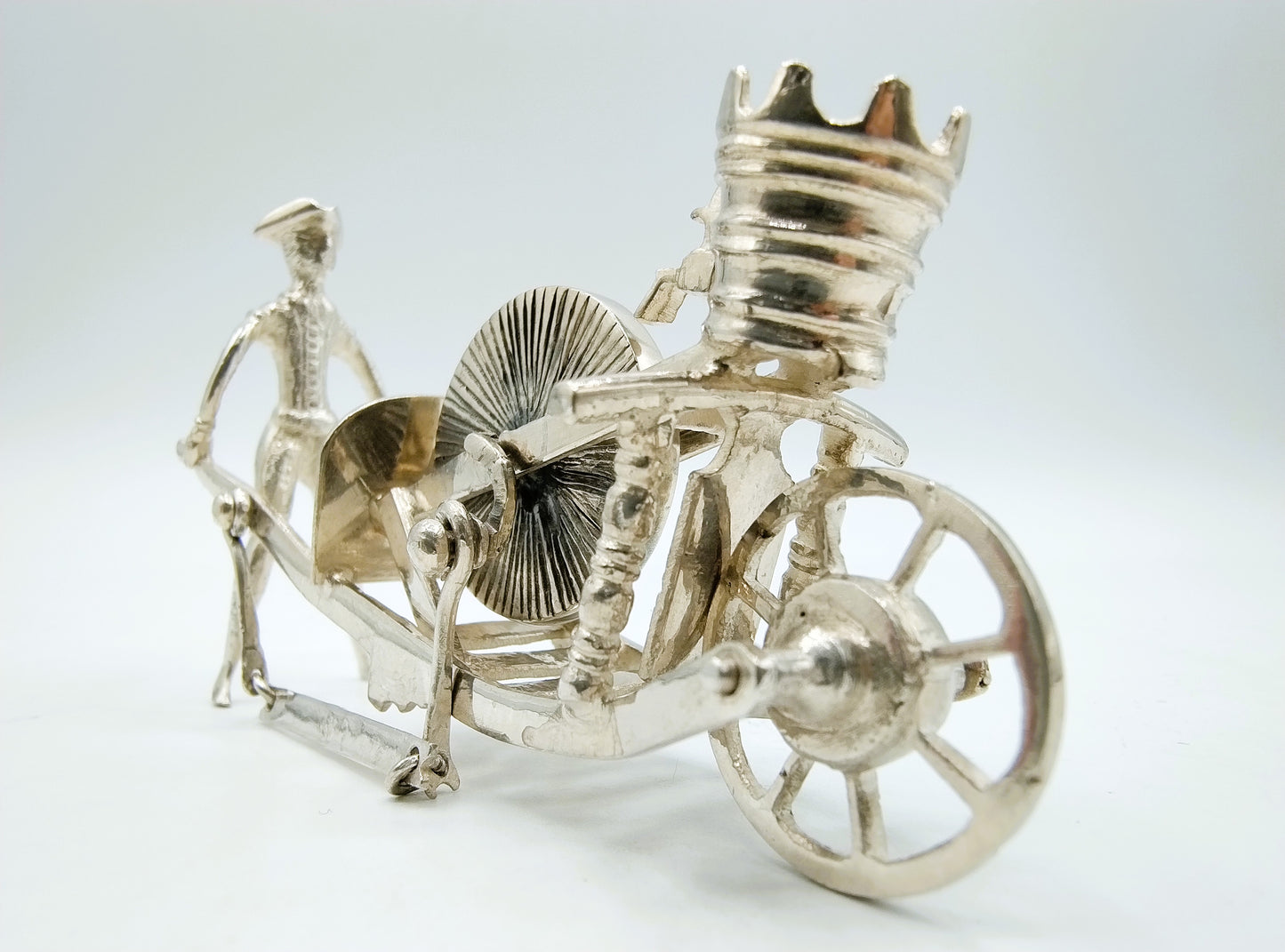 Zilveren miniatuur scharenslijper, A. van Geffen, Amsterdam, 1746