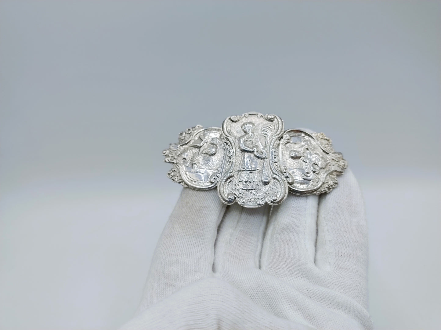Silver apron clasp, C. Wendels, Middelburg, 1843