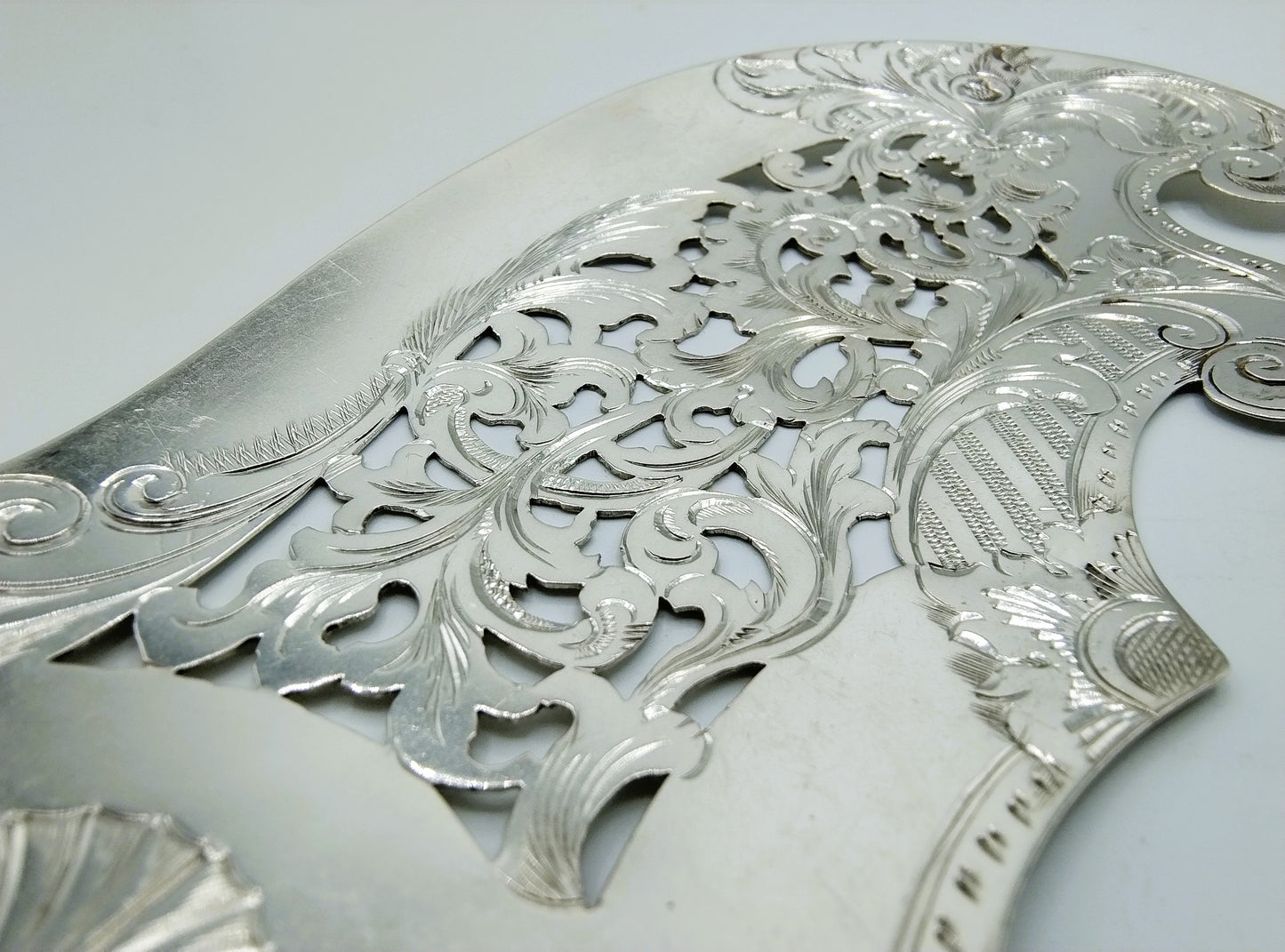 Silver fish slice, J.H. Schouten, Amsterdam, 1849
