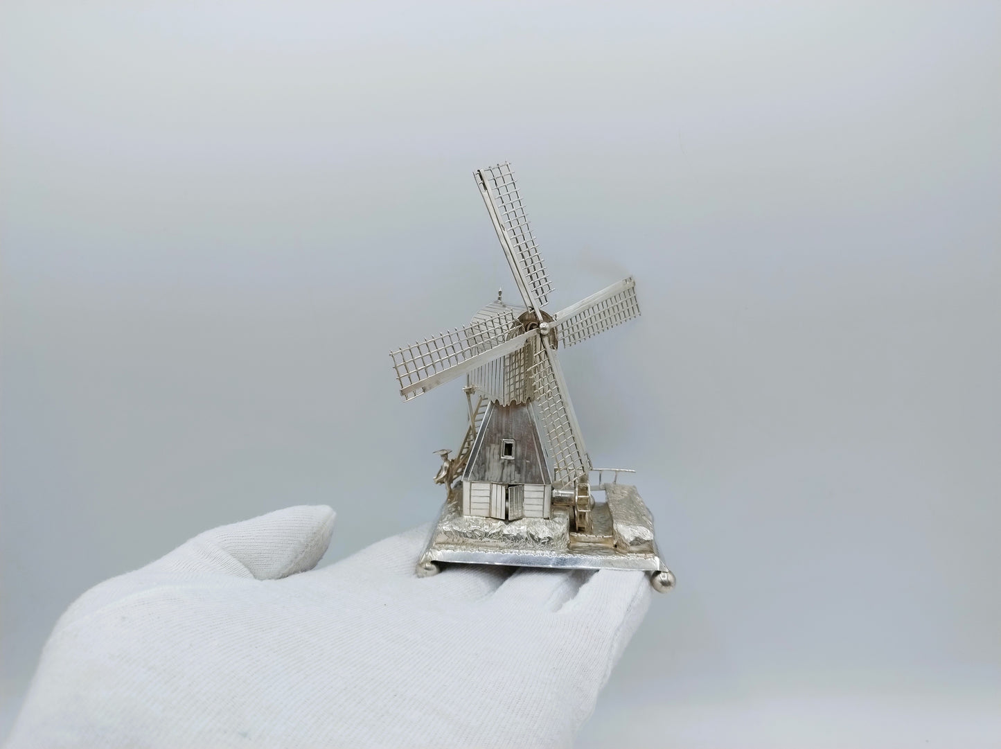 Zilveren miniatuur molen, J. van Straten & Co, Hoorn, 1910