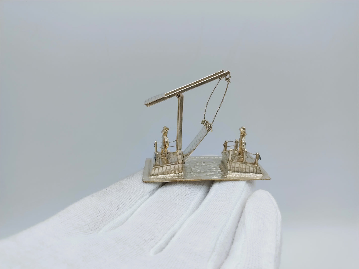 Zilveren miniatuur ophaalbrug, J. van Dijk, Hoorn, ca. 1910