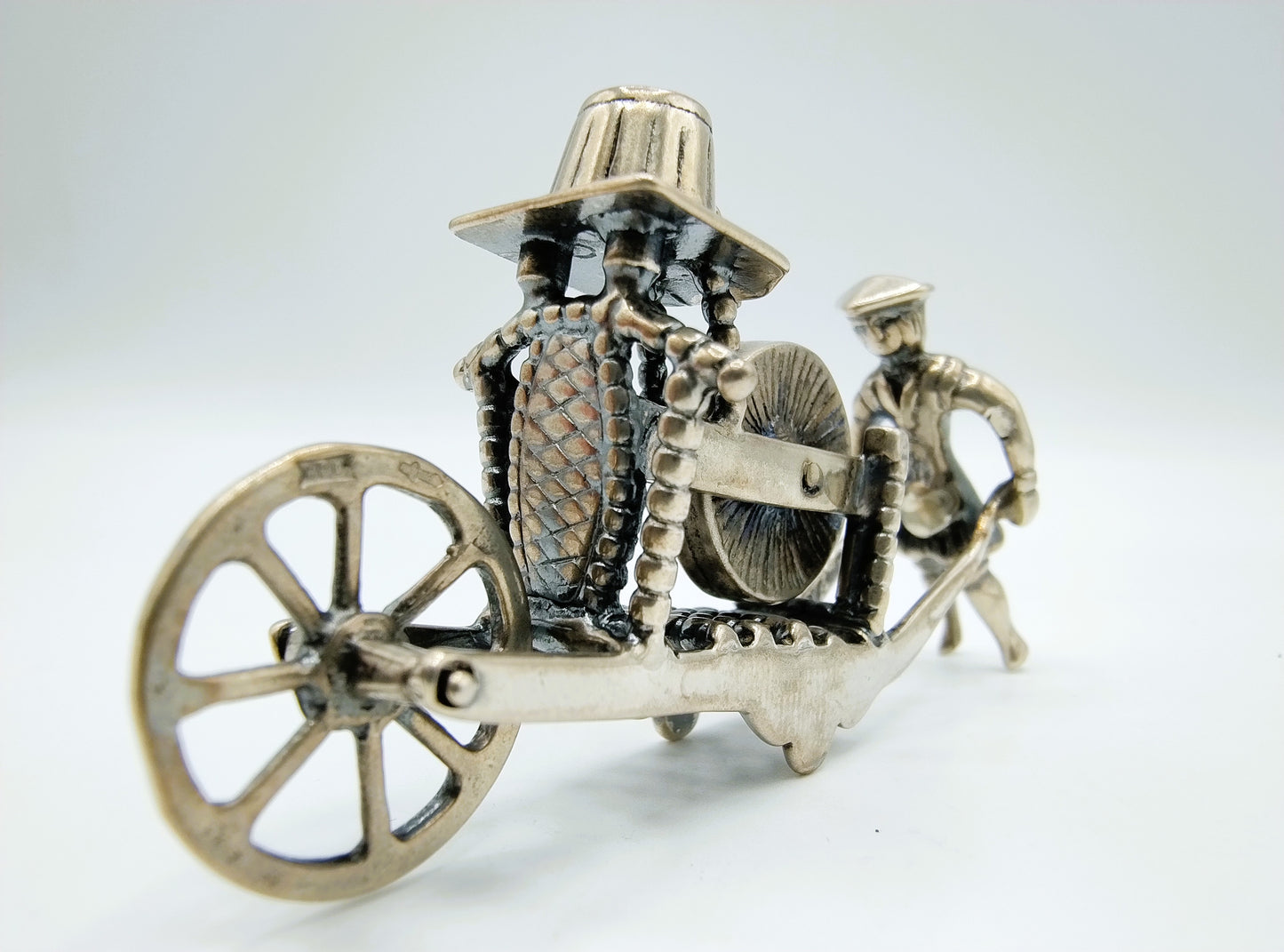 Zilveren miniatuur scharenslijper, J. Weeda, Haarlem, ca. 1980