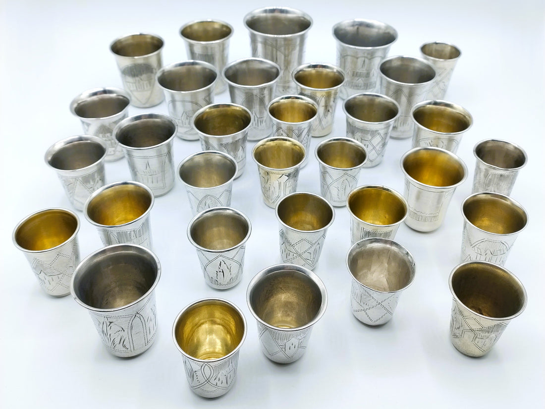 Zilveren Kiddush cups uit Rusland: traditie, vakmanschap en betekenis.