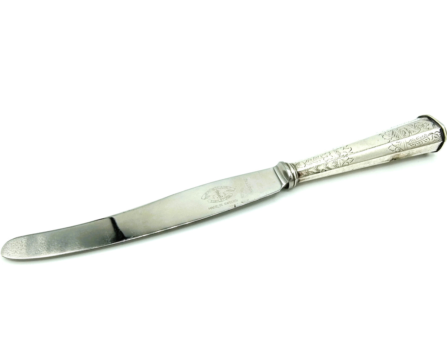 Knife with 8-sided silver handle, W. Ernens / Hoorn, 18th century.