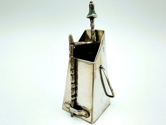 Silver miniature fireplace box, H. Looren - de Jong, Schoonhoven, ca. 1975