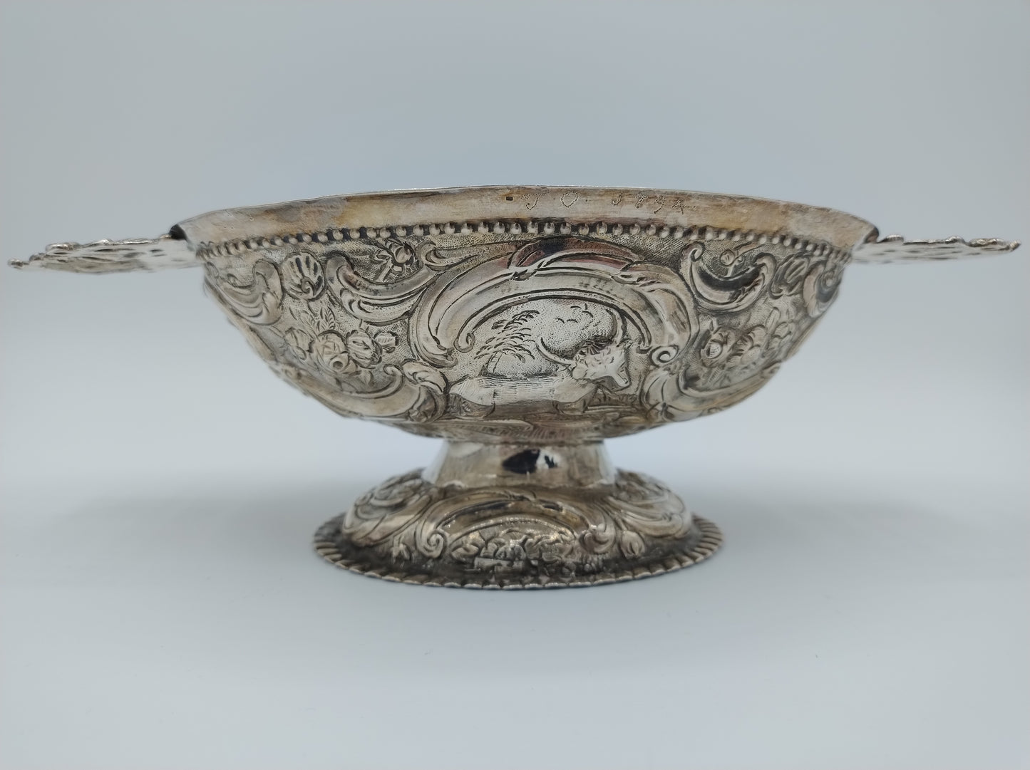 Silver brandy bowl, JP van der Velde / Sneek, 1778