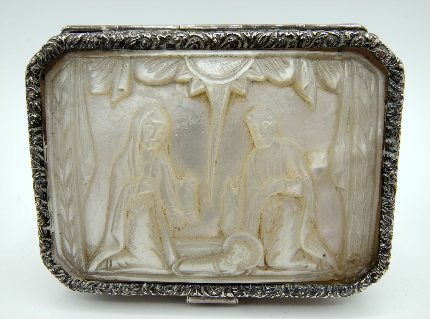 Silver mother-of-pearl box, O. Joling / Midwolda, 19th century