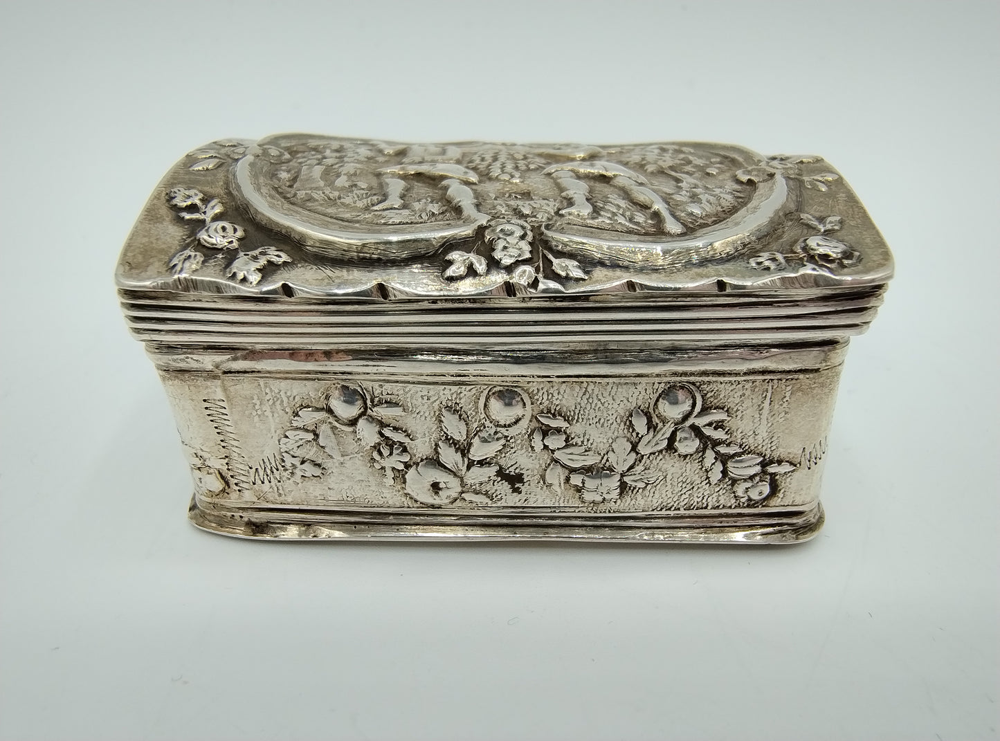 Silver snuff box, J. Kooiman / Schoonhoven, 19th century