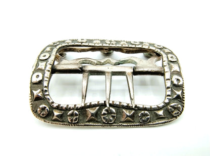 Silver buckle, England, 19th century