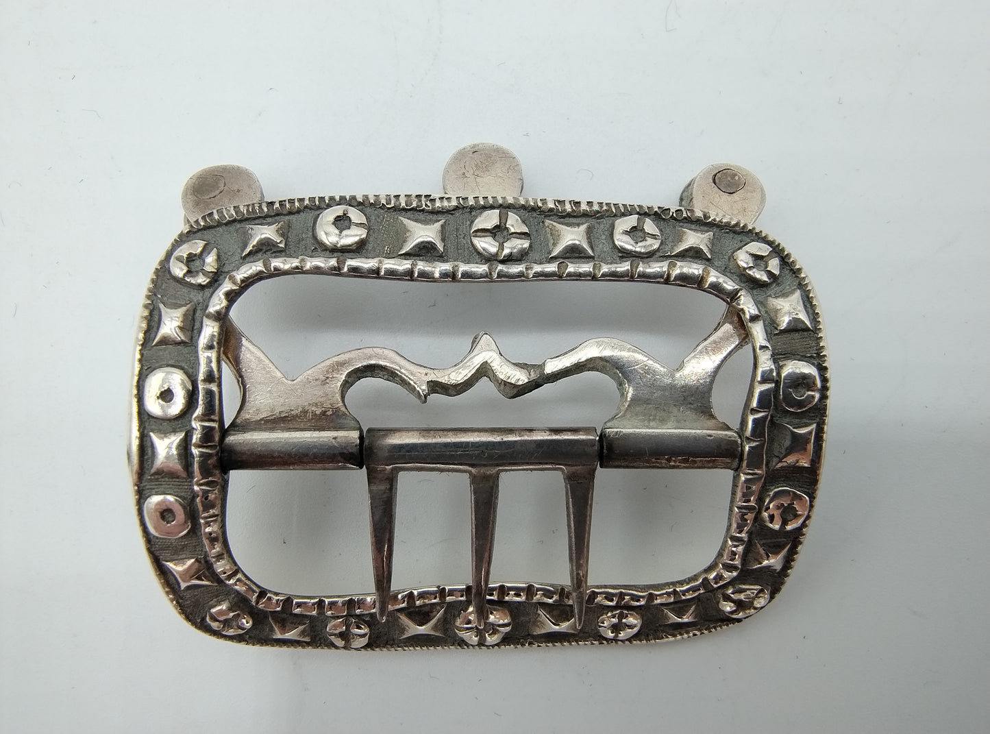 Silver buckle, England, 19th century