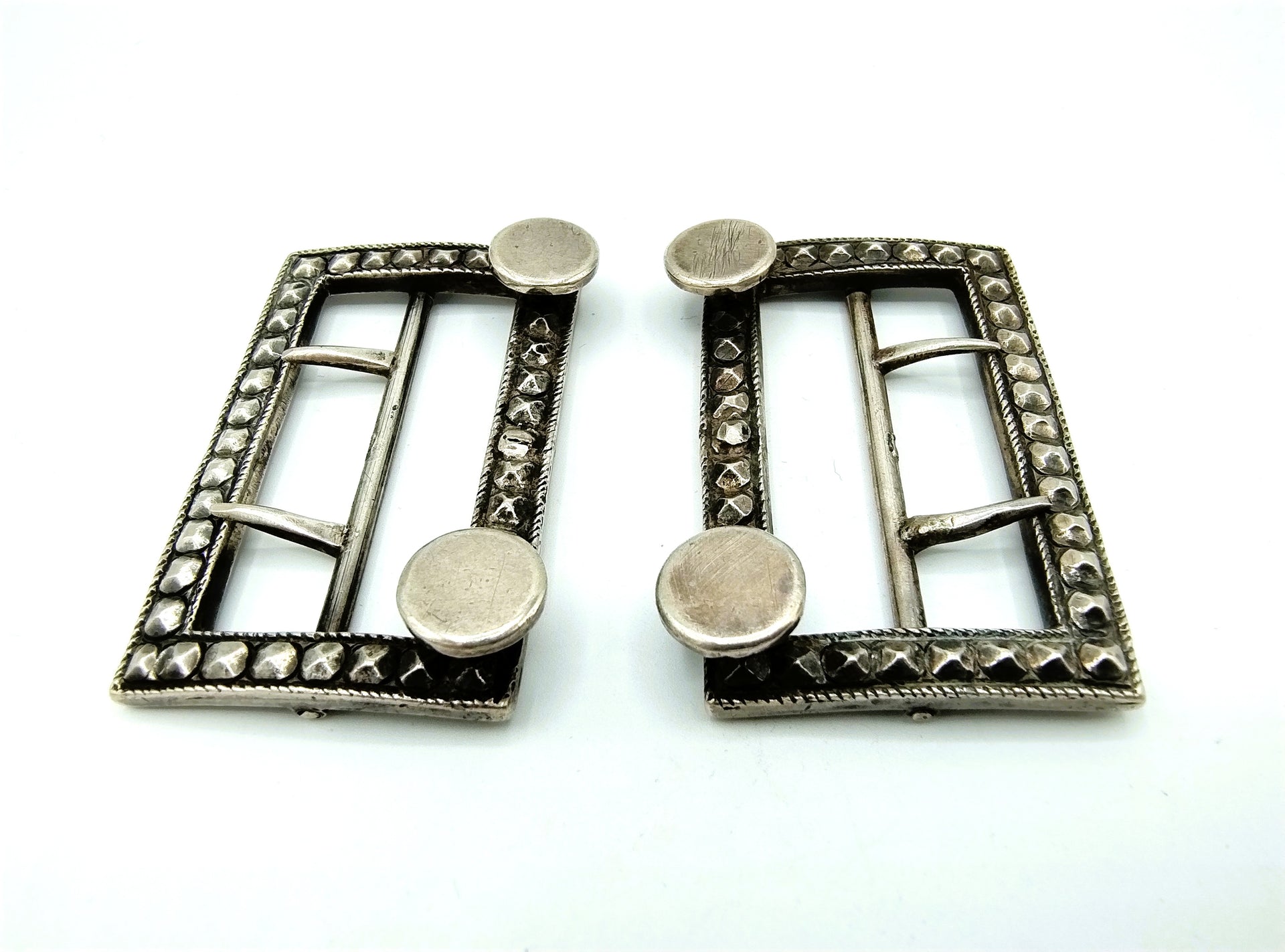 2 Zilveren gespen, Nederland,  ca.1800