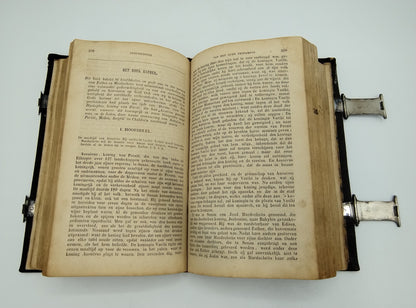 Bible with silver clasps, H. van Kampen / Amsterdam (?), 19th century.