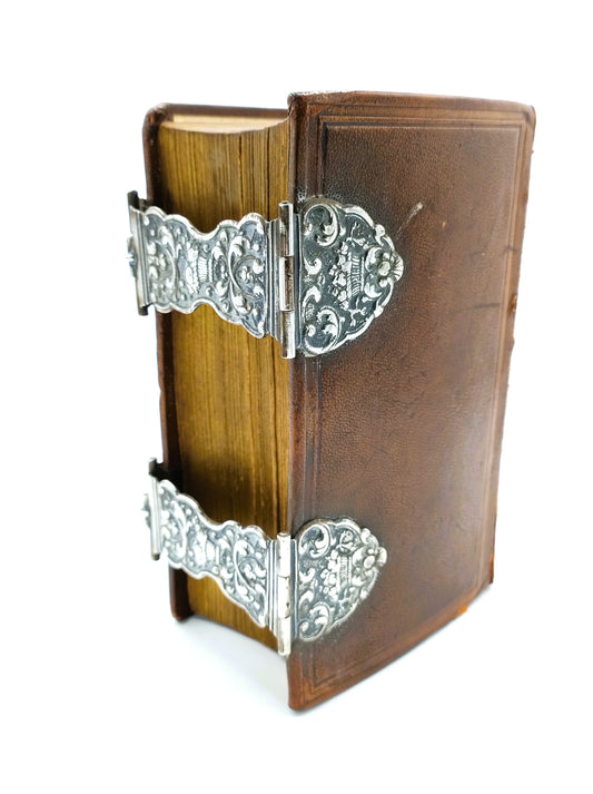 Bible with silver locks, Gebr. Roelfsema / Winsum, 19th century