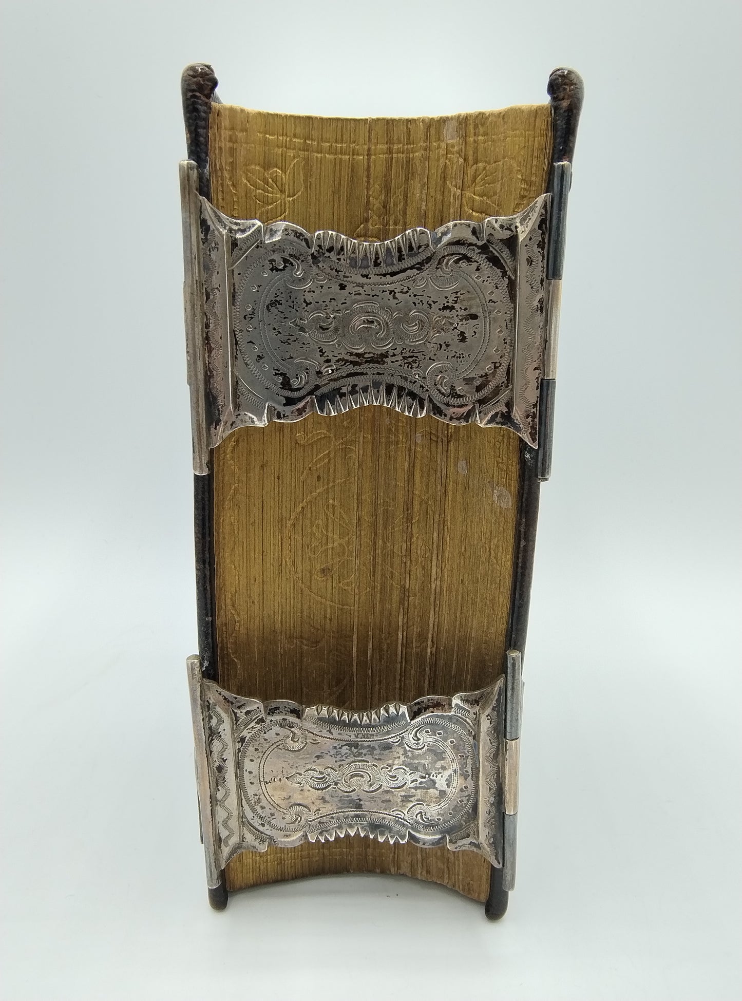 Bible with silver locks, D. de Gilde Koppenol / Schoonhoven, 19th century