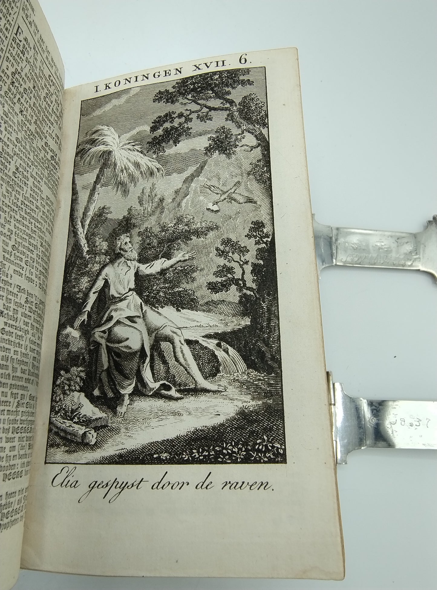 Bible with silver locks, D. van Leersum / Utrecht, 19th century