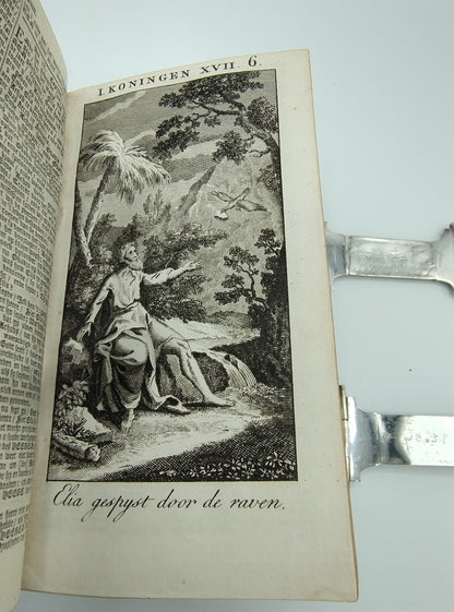 Bible with silver locks, D. van Leersum / Utrecht, 19th century