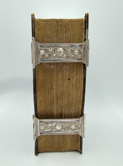 Bible with silver clasps, AH Lazonder / Schoonhoven, 19 century