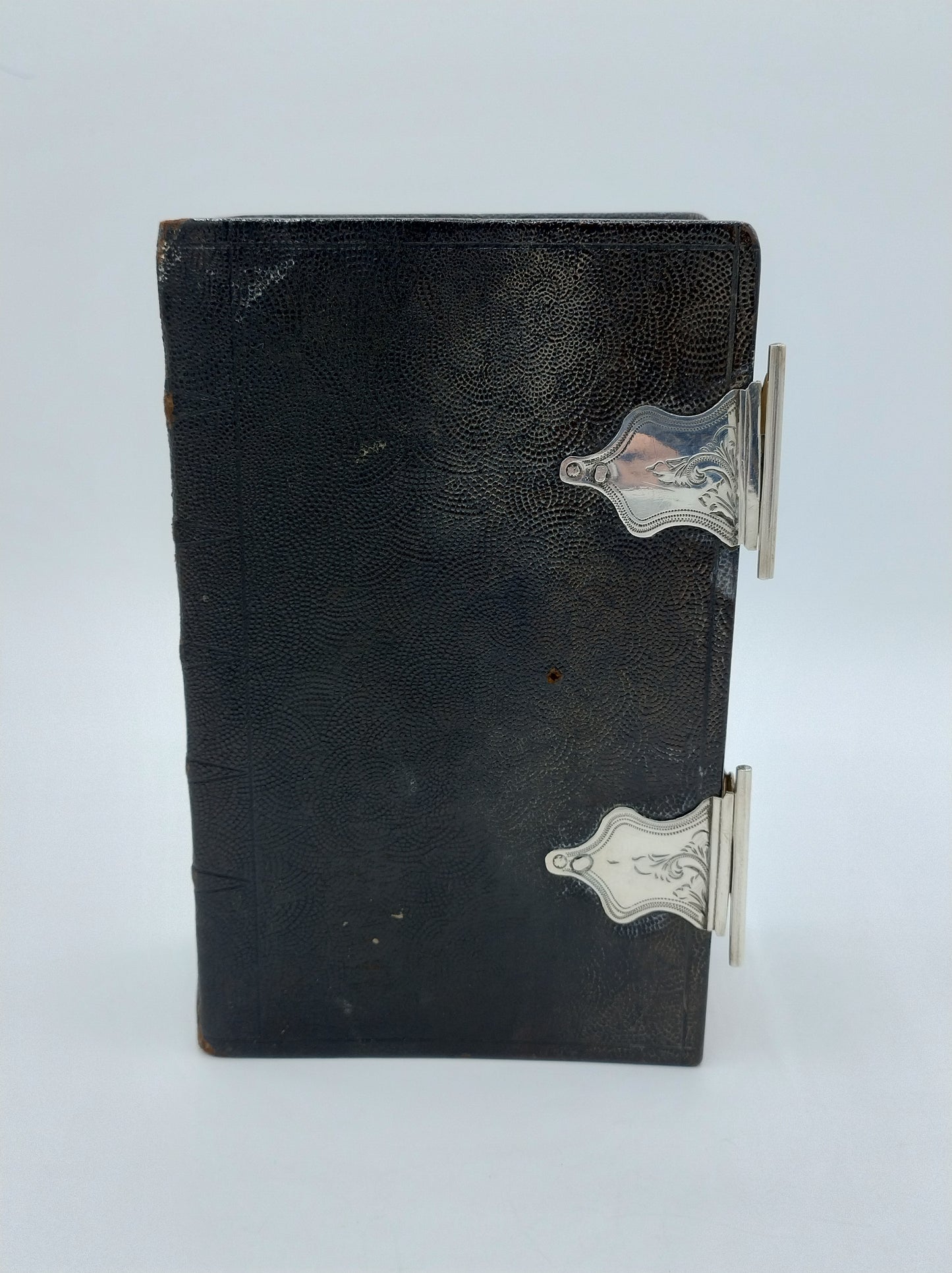 Bible with silver locks, J. Kooiman / Schoonhoven, 19th century