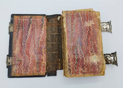 Bible with silver clasps, KJ Kanninga / Drachten, 19th century