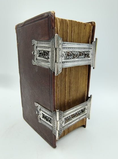 Bible with silver locks, OH Huising / Oude Pekela, 19th century