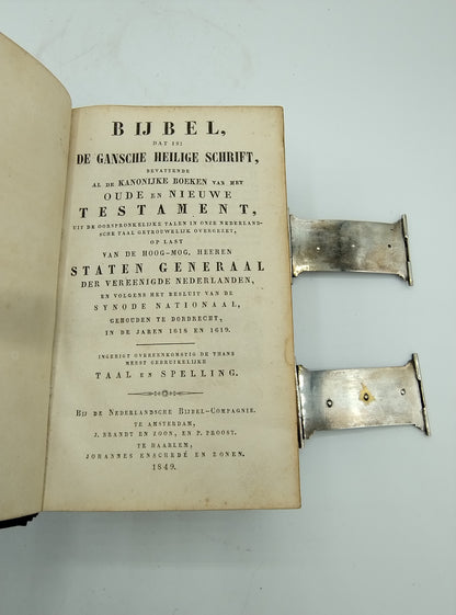 Bibel mit Silberverschlüssen, J. Rozendaal / Hoorn, 19. Jahrhundert