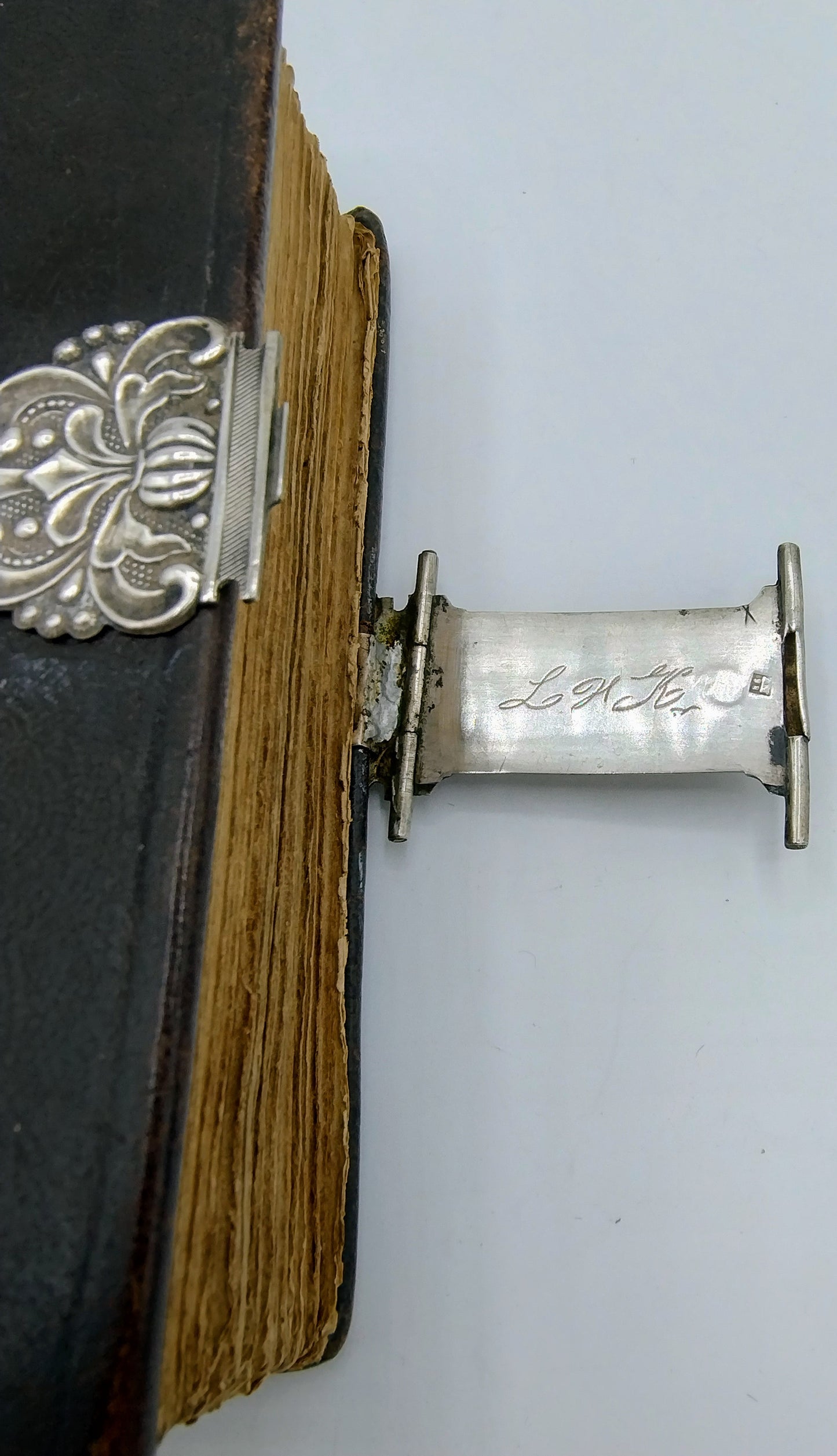 Bible with silver lock, A. Nobel / Schoonhoven, 19th century