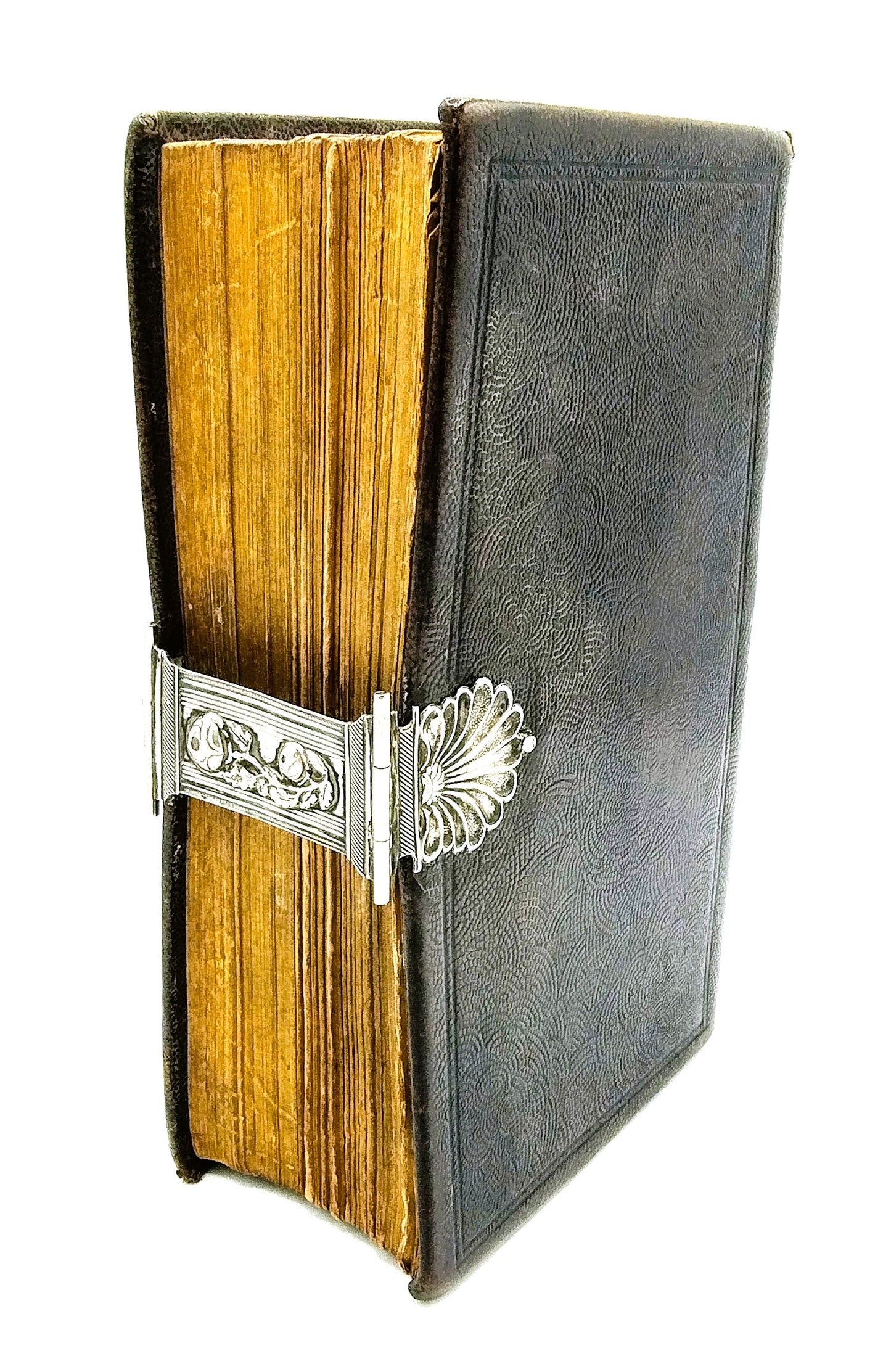 Bible with silver lock, J. Kooiman Azn / Schoonhoven, 19th century