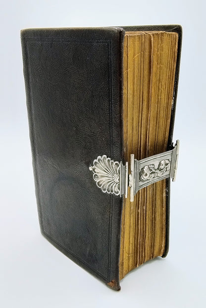 Bible with silver lock, J. Kooiman Azn / Schoonhoven, 19th century