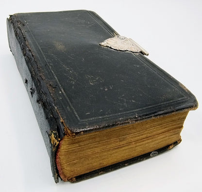 Bible with silver lock, HH van de Dool / Schoonhoven, 19th century