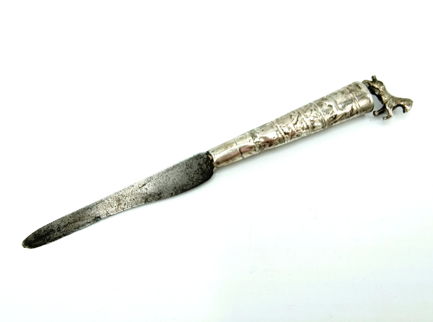 Knife with silver handle in rye leather sheath, Amsterdam (?), 18th century